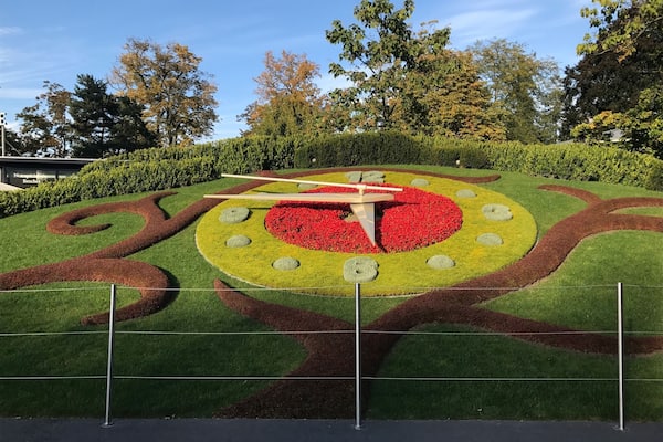The Flower Clock is one of the interesting sights in Jardin Anglais. #lifeatexpedia #green