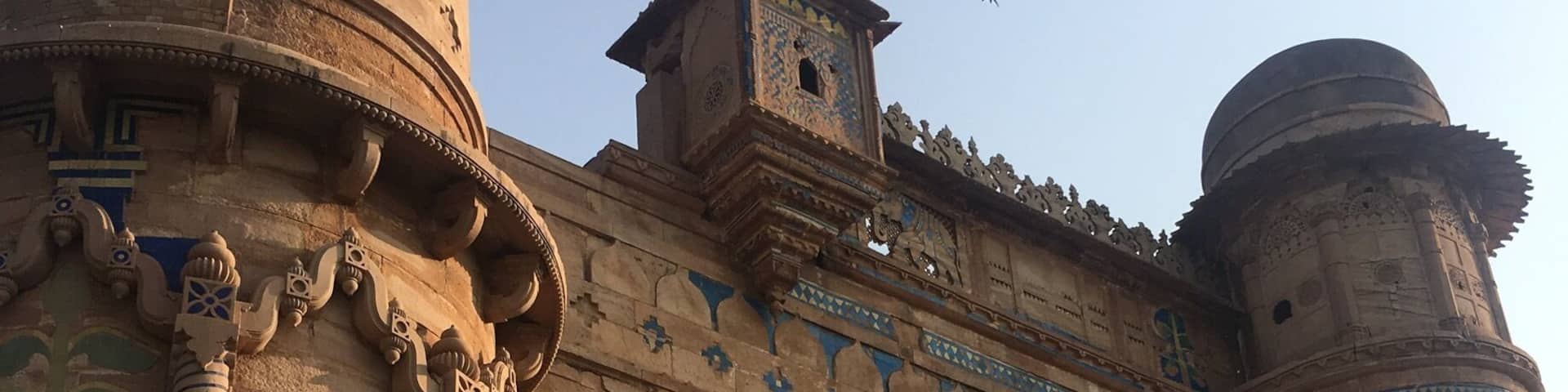 Palace walls. Different styles of architecture on the walls. Some places paint is also very good. Hats up for these old marvel creators