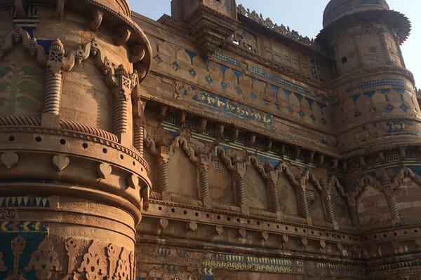 Palace walls. Different styles of architecture on the walls. Some places paint is also very good. Hats up for these old marvel creators