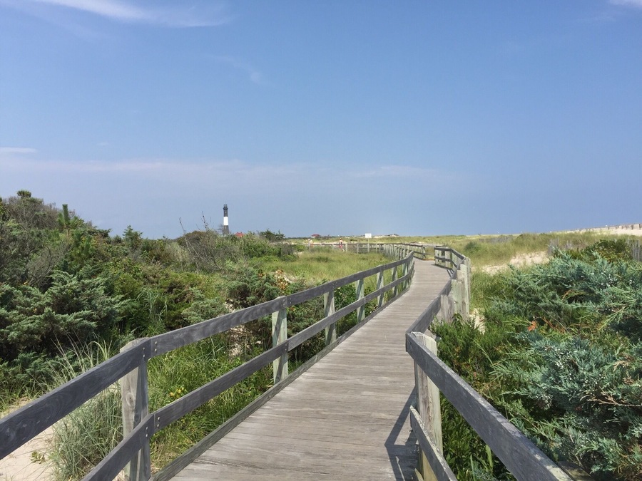 The walk towards the light house