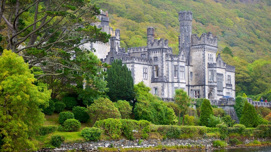Galway which includes chateau or palace and heritage architecture