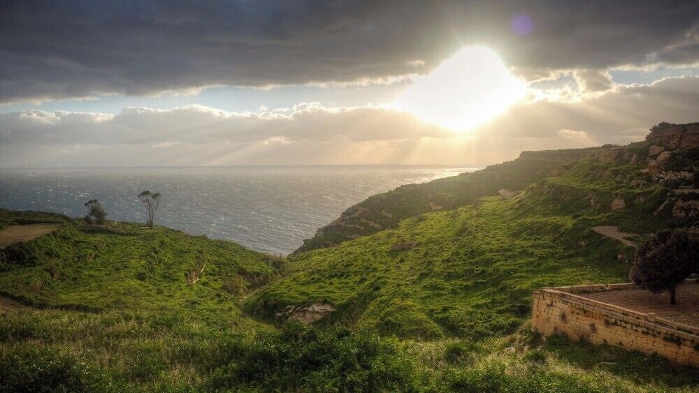 A short break of sun during a rainy winter hike on the Maltese Island of Gonzo.
#BVStrove