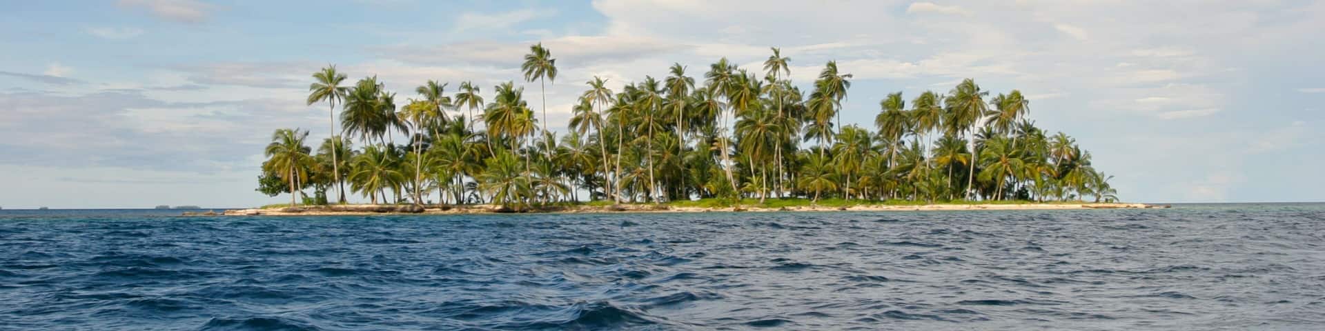 Panama featuring landscape views, tropical scenes and island images