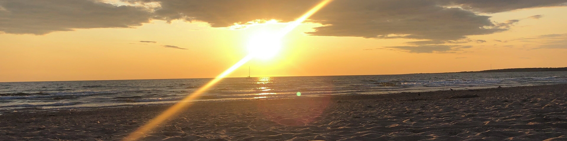 Just one of those amazing summer evenings watching the sun going down at the beach.
(No filters used)