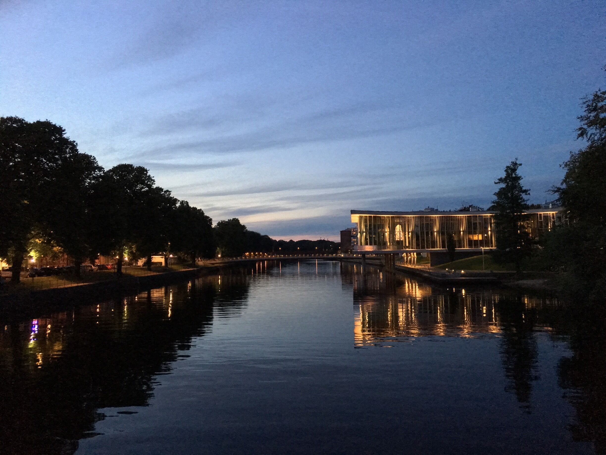 View over Nissaström river and the library in the small Swedish town Halmstad (no filter used) #LoveMyTown

Thank you!:)