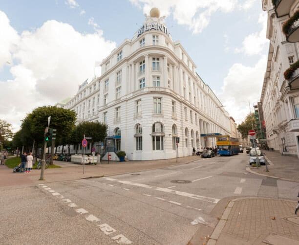 James Bond's Hotel in Hamburg (well the exterior shots)