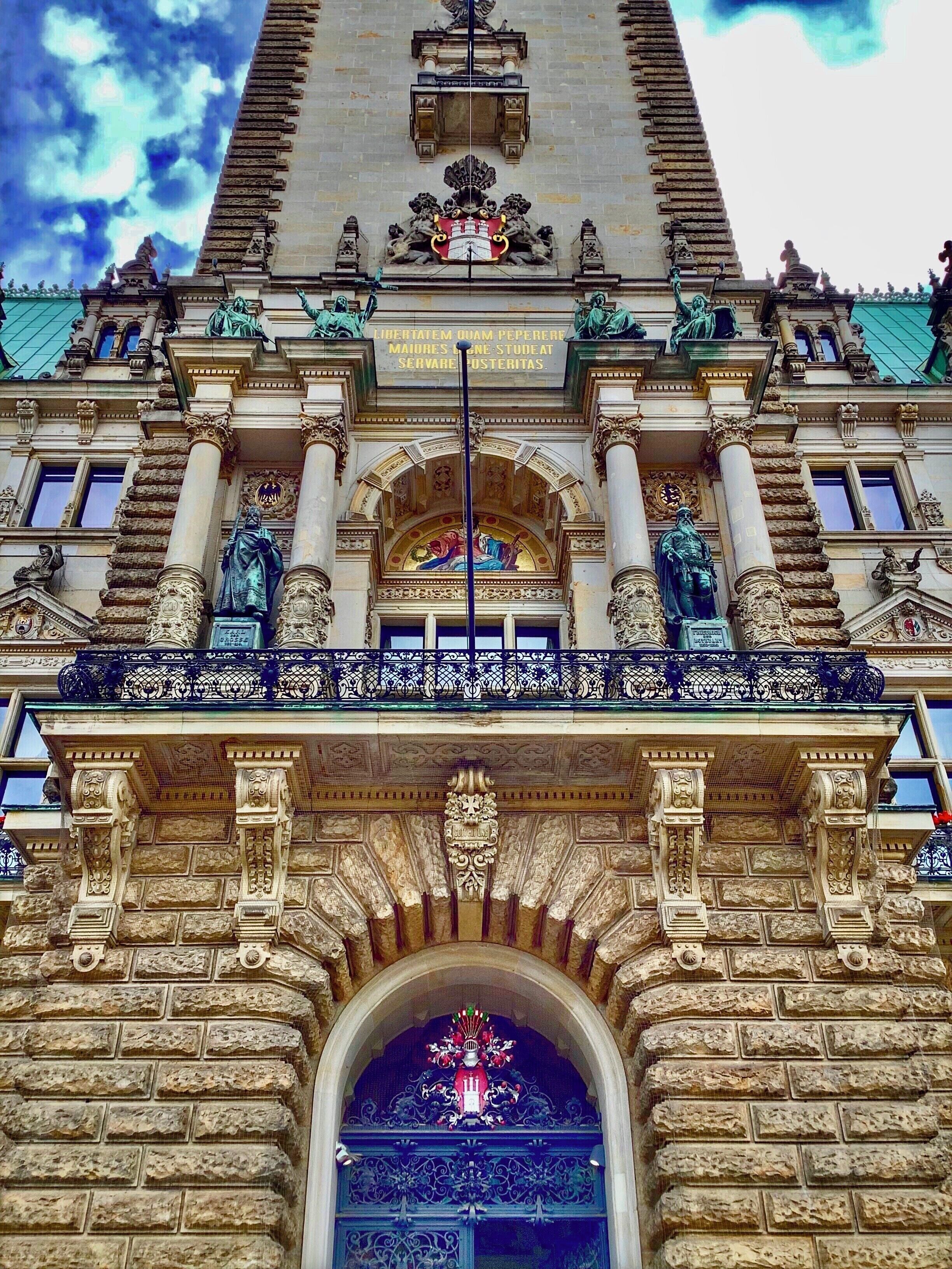 Astonishing architecture design by a group of seven architects (seat of local government)