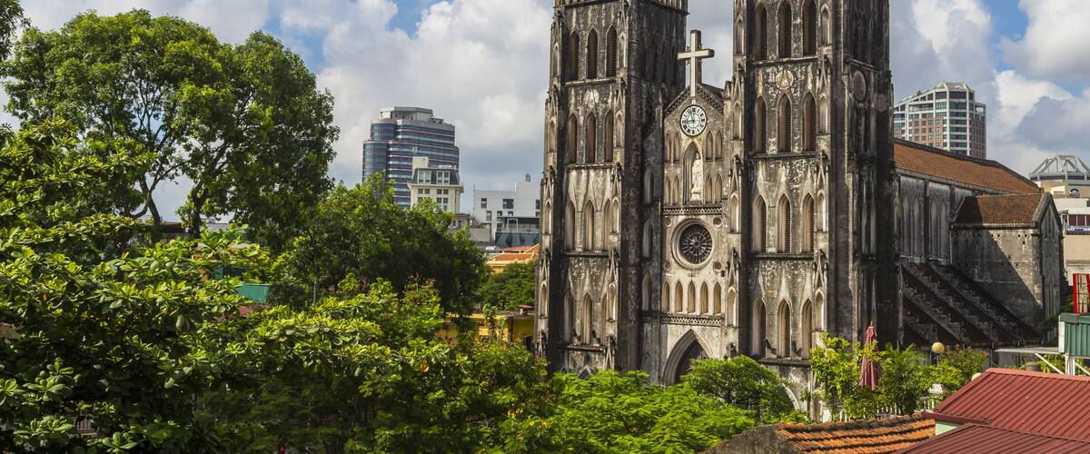 Hanoi church ; Shutterstock ID 303425417; Purchase Order: SP-2378; Order Number: Vietnam/Phuket Go Guides Dec 19; Client/Licensee: Hotels.com - Lee Ban Twan; Job: Hotels.com Go Guides