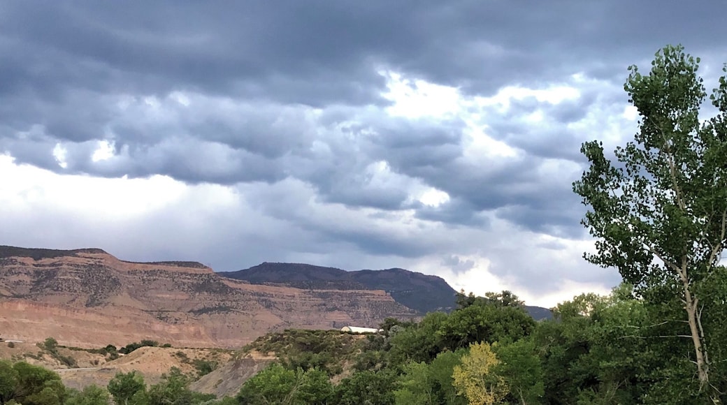 The overcast sky, and the pop of color from the kayaks struck me! #adventure #adventurephotocontest