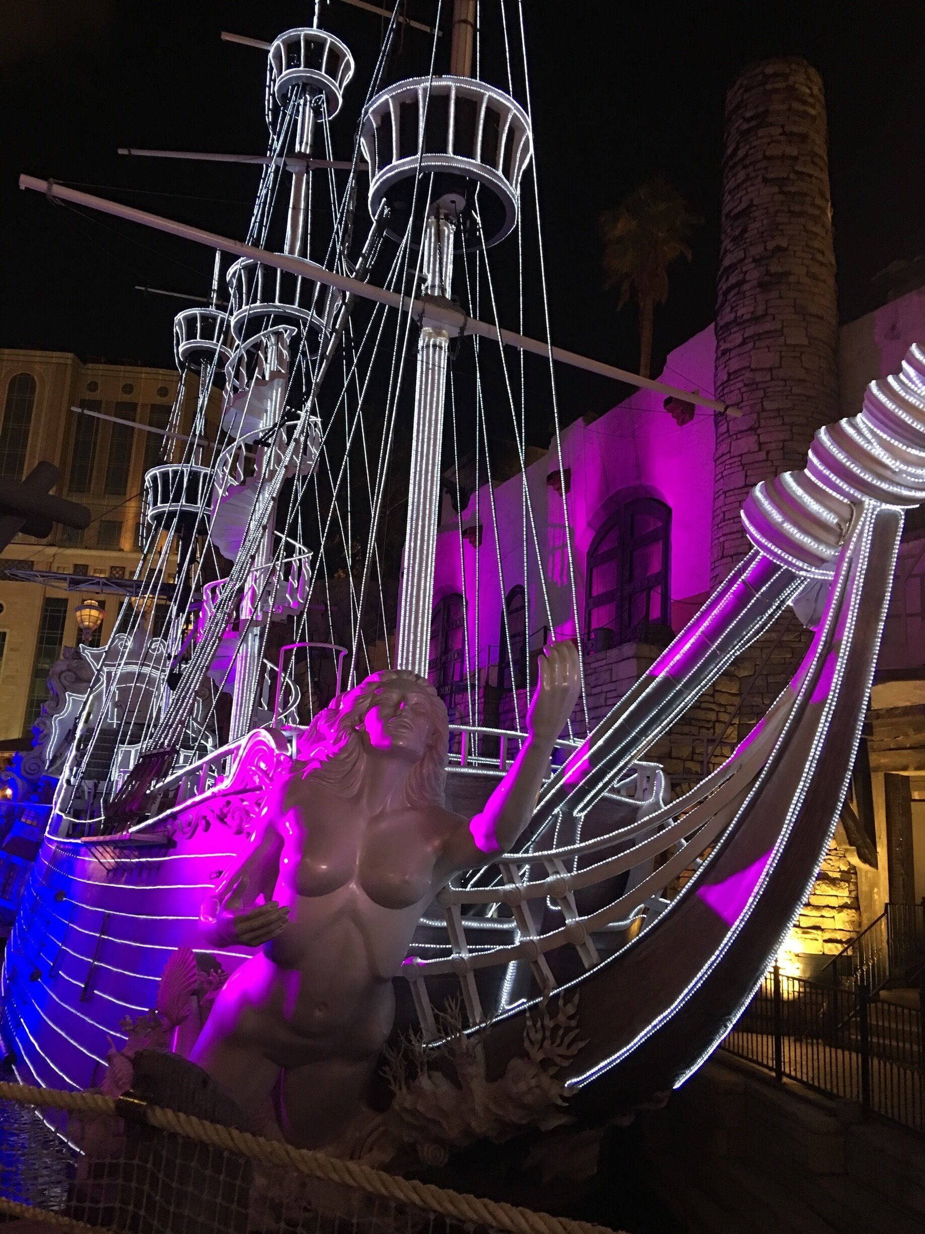 Treasure Island beauty!!