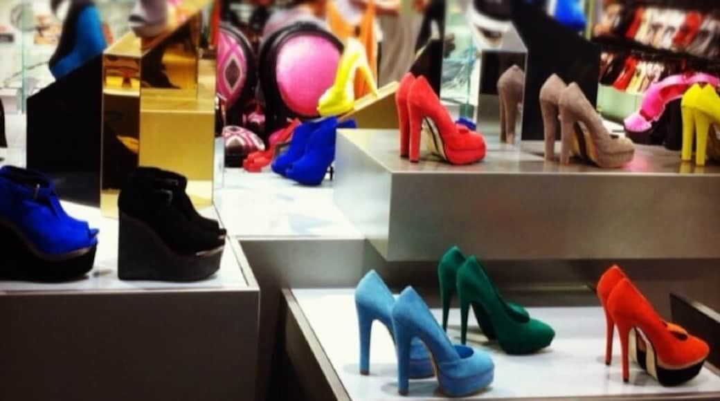 Phố Biểu diễn Thời trang