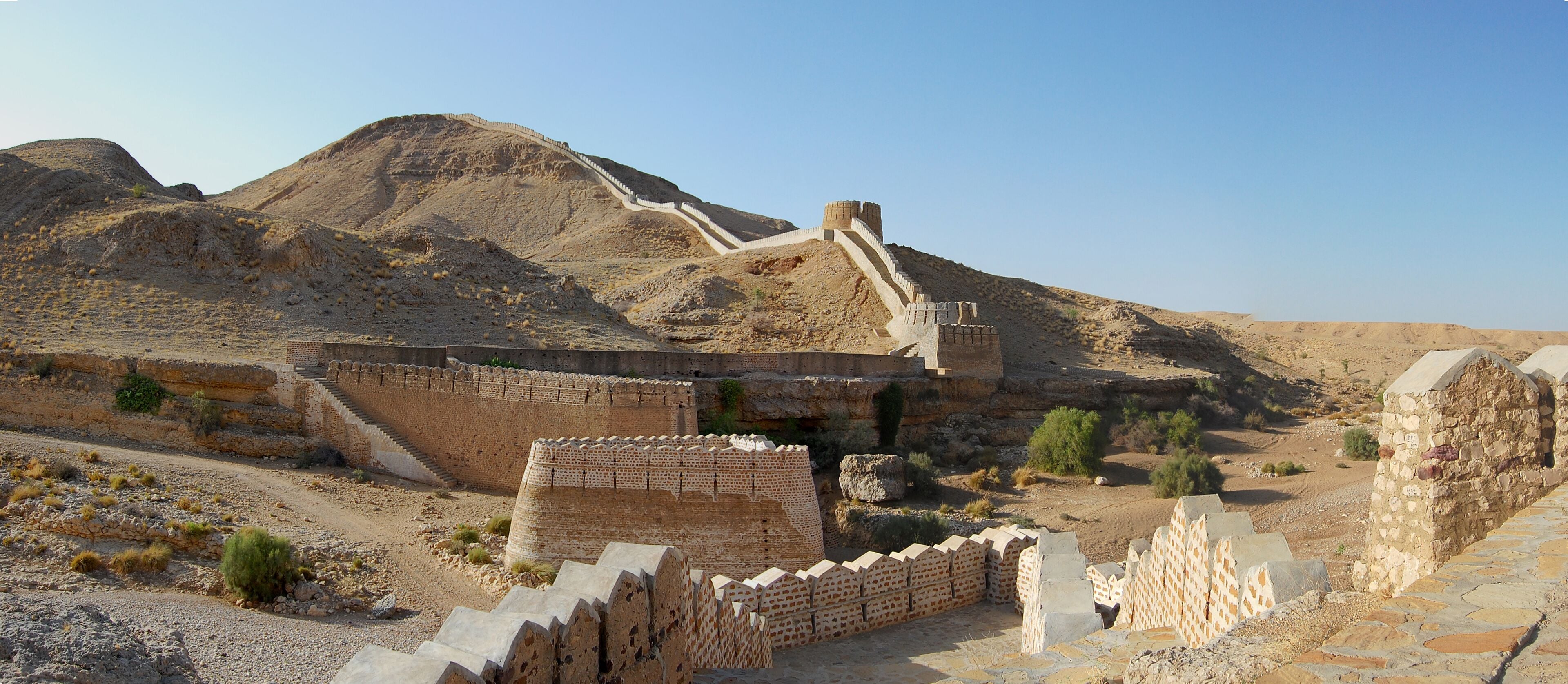 Great Wall of Sindh !!!! Rani Kot Fort.
