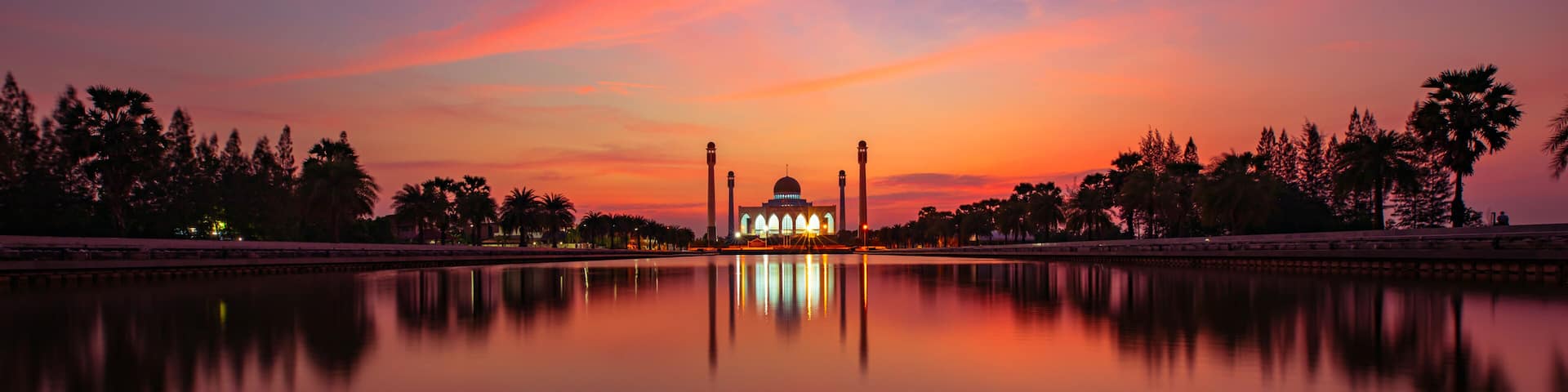 Hat Yai central mosque(masjid) with a beautiful clouds and orange skies cloud, Songkhla, Thailand. Beautiful mosque
