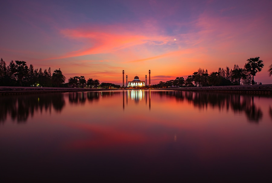 Hat Yai central mosque(masjid) with a beautiful clouds and orange skies cloud, Songkhla, Thailand. Beautiful mosque