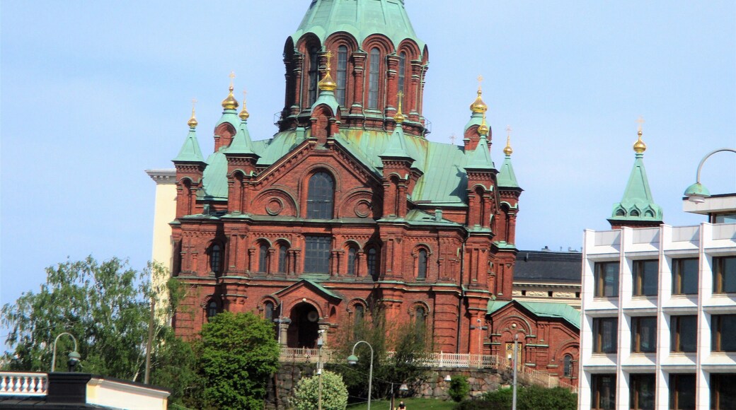Beautiful Eastern Orthodox cathedral in Helsinki, Finland, and main cathedral of the Orthodox Church of Finland. I had a wonderful time visiting it during my 1 day in Helsnki. And on a beautiful Spring day last May :).
