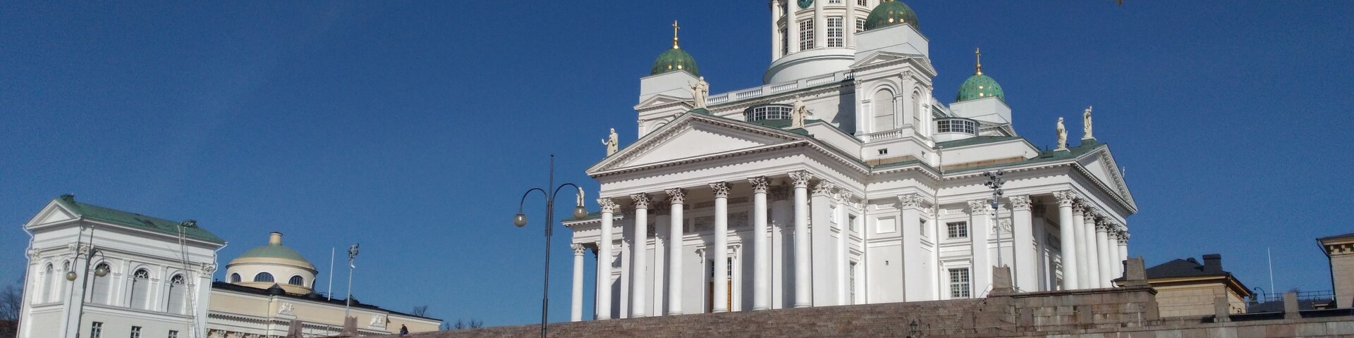 Helsinki Cathedral and the magnificent blue sky.
#finland #helsinki #cathedral
