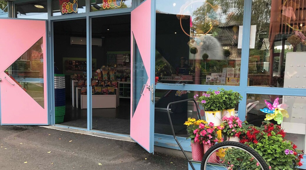 This town is for happy people, go to this amusement park in the morning to enjoy the sun and stay until night to enjoy the lights.
Helsinki - Finland
#LifeAtExpedia