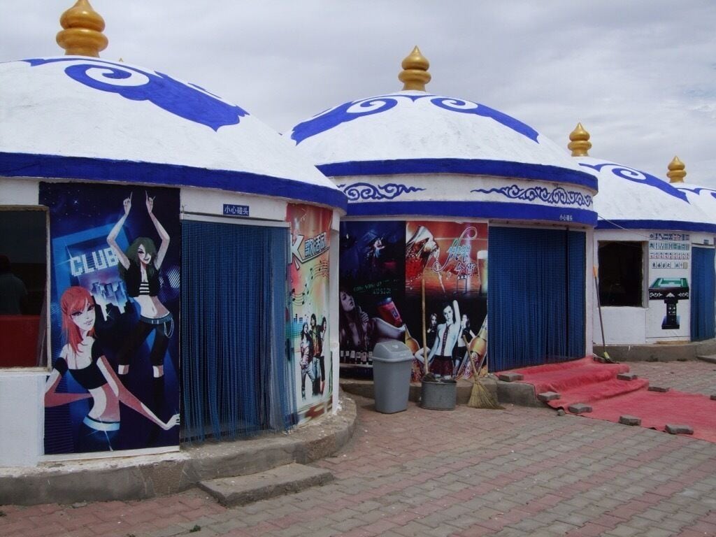 There is entertainment provided for the guests in these Mongolian tents.
After the campfire style cultural dances you may want to adjourn into the air-conditioned yurts to sing Karaoke.