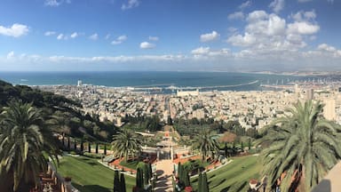 Jersalem and Tel Aviv are incredible destinations in Israel, but don't forget to stop in Haifa, where the beautiful and immaculate Baha'i Gardens are! On a clear day, you can see all the way to Lebanon from the gardens! #LifeAtExpediaGroup