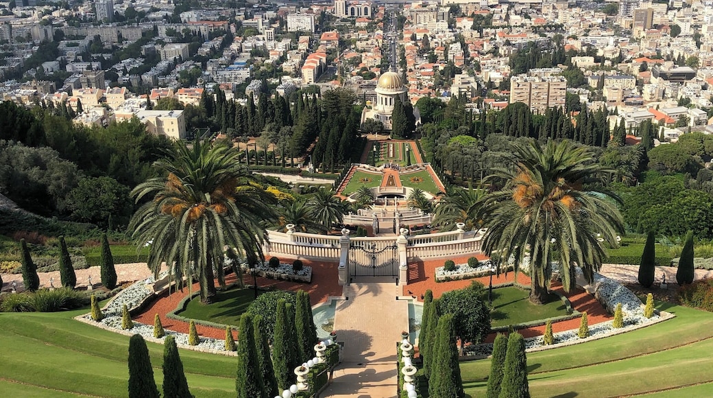 Bahá’i garden