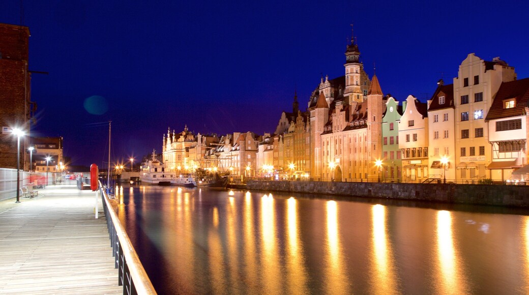 格但斯克 设有 城市, 夜景 和 河流或小溪