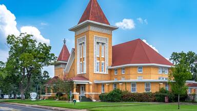 Pittsburg, Texas, Church