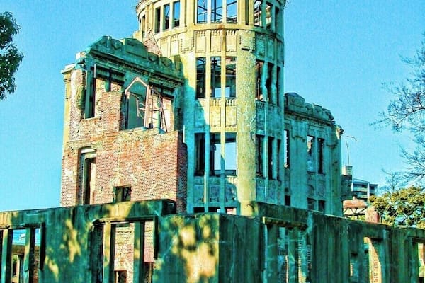 Genbaku Dome, Hiroshima, Japan
Dec. 20th, 2006