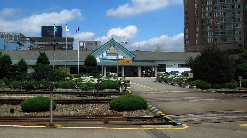 Gyeongjeon Line Jinju Station