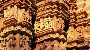 #Golden travel Golden sculptures Courtesy Sun while setting down