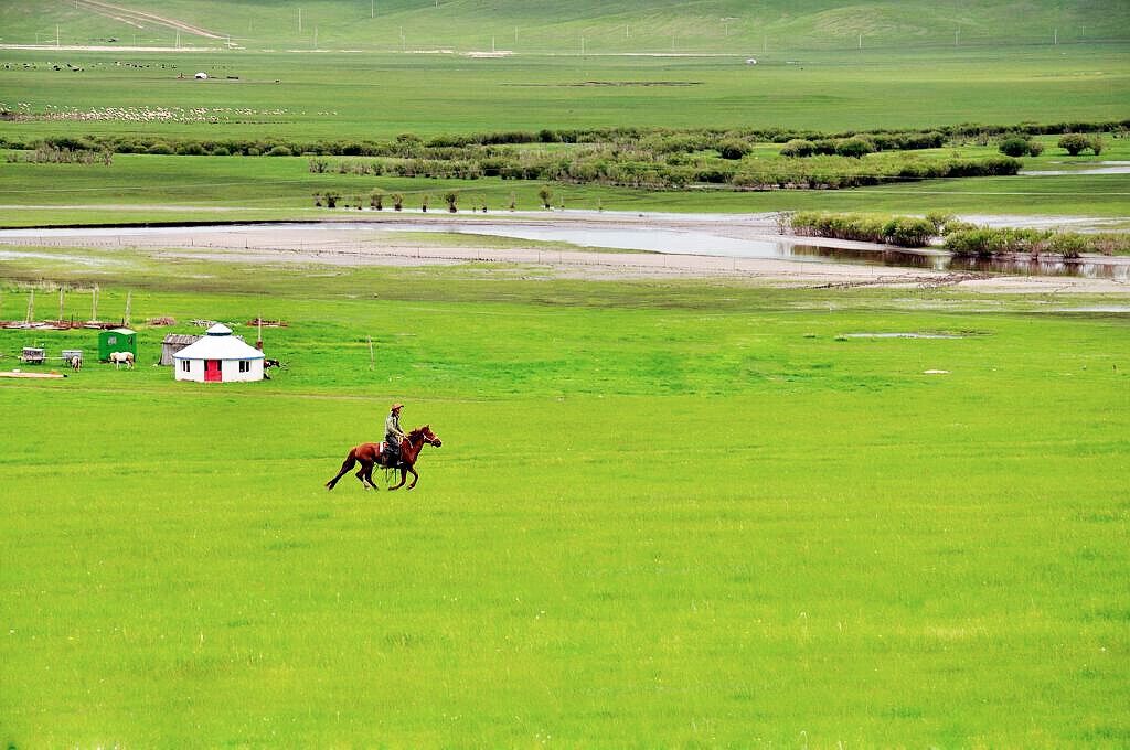 Beautiful #Hulun Buir Grassland.
#呼伦贝尔草原

https://twitter.com/Beautifulgx