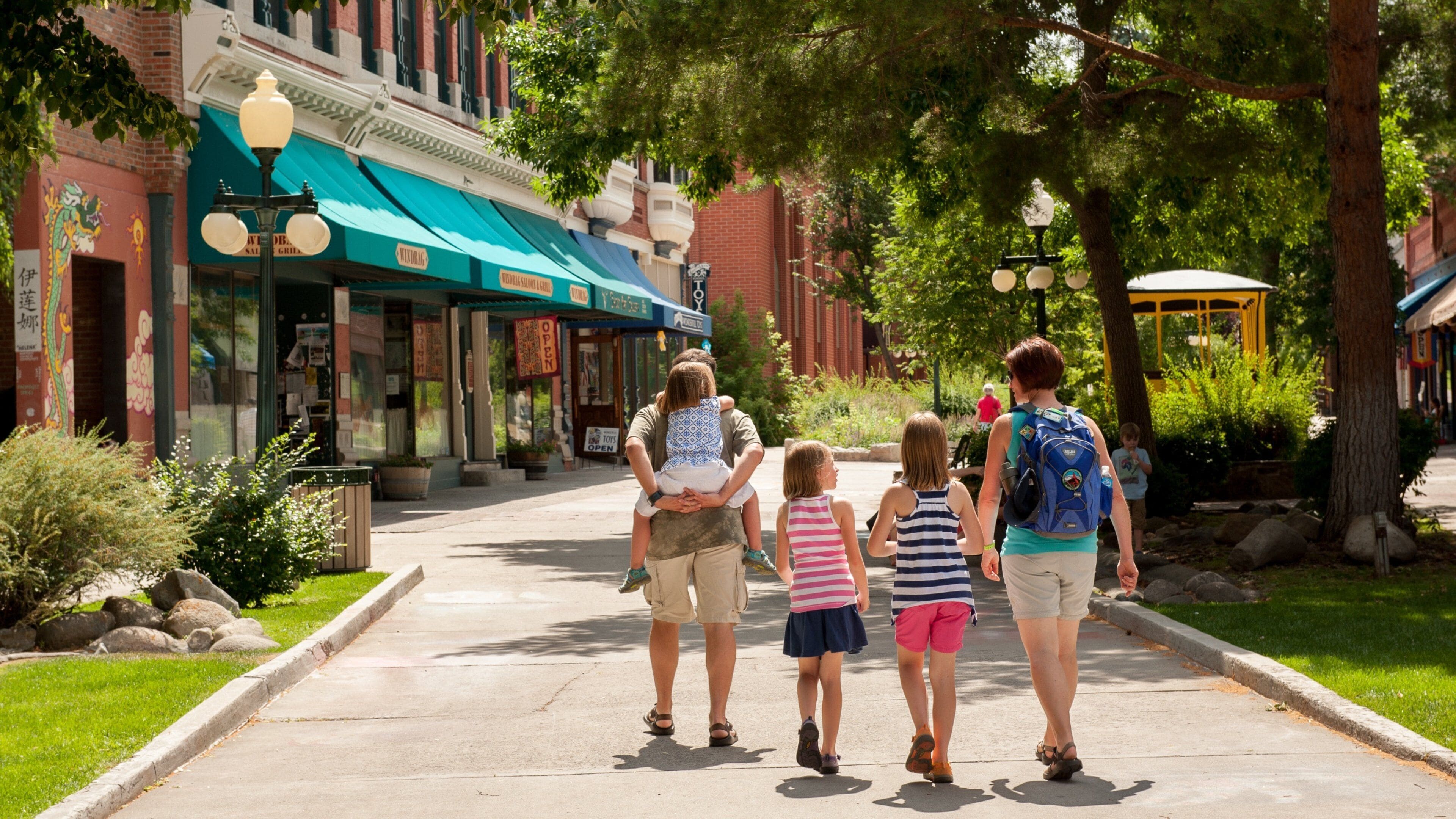 Helena i tillegg til familie