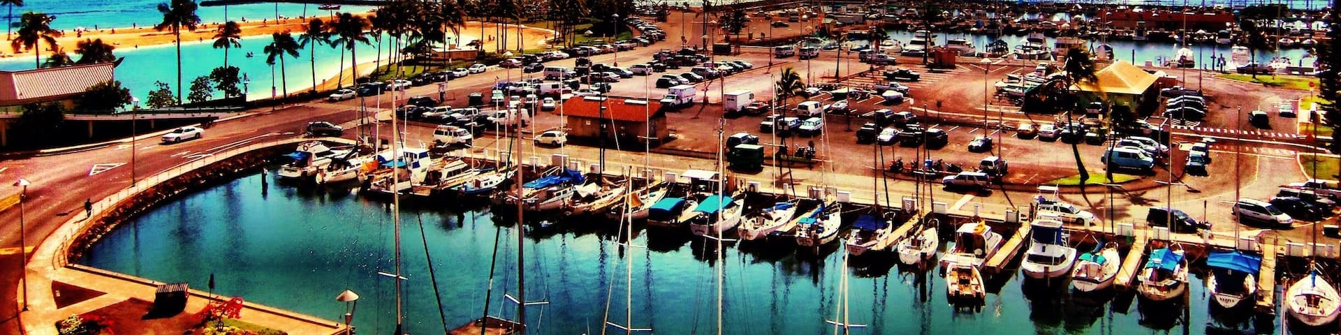 Our Marina view from theModern Waikiki. You can sit on your terrace and watch the Friday night fireworks next door and take a short walk to the Lagoon. So soothing! #oahu #hawaii #ocean #marina #resort #beach
