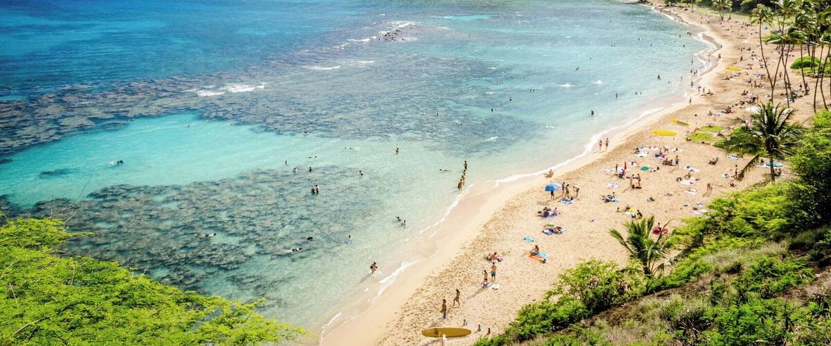 This is possibly the most beautiful beach I've ever been to. A snorkeling mask is a must here, the beach is full of coral and curious, colourful fish. There's an entry fee and you'll need to watch a short movie on how to not step on the coral or harm the beach in anyway. #lifeatexpedia #BeachTips #GreatOutdoors #Nature