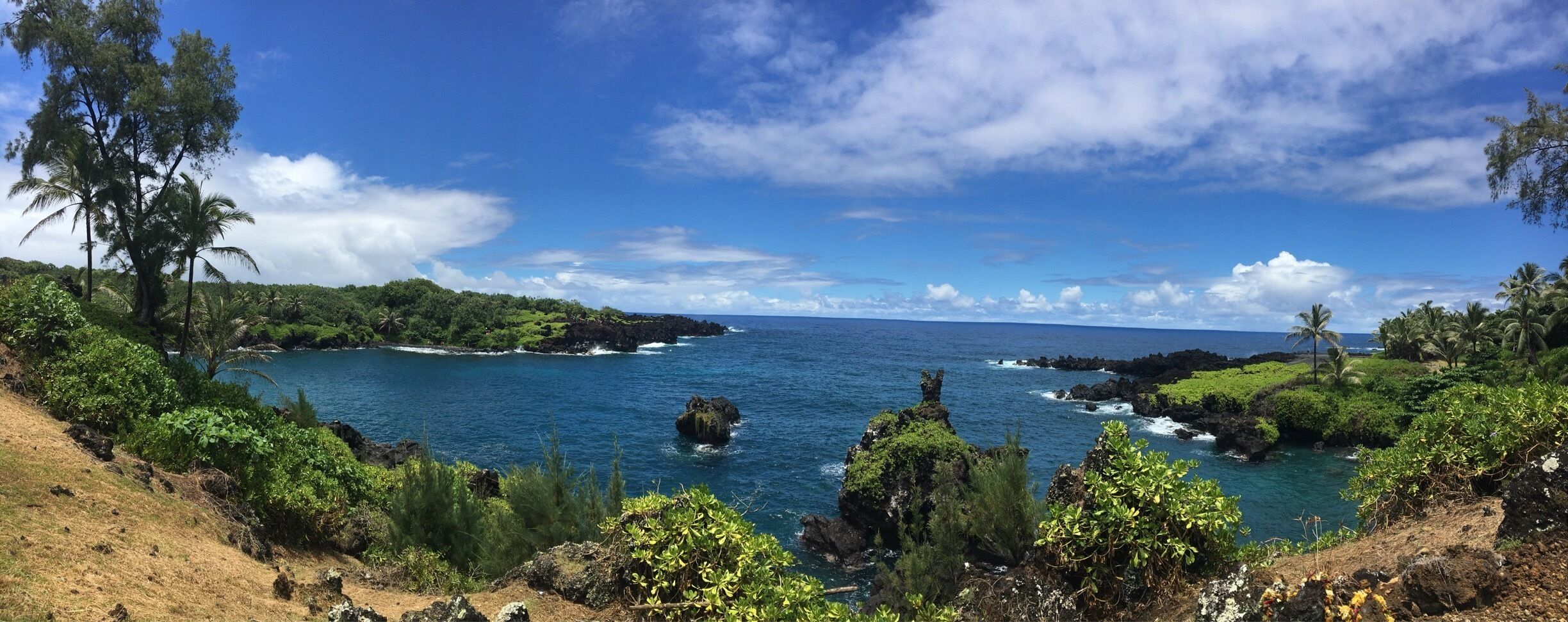 Gorgeous beach, worth the drive. Waves and current are a little rough but the black pebbles feel nice under your feet. Don't take any of the black sand or rocks home unless you want to upset Pele though 💖