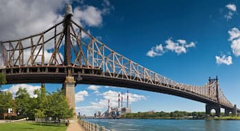 Queensboro Bridge East River Manhattan Queens Roosevelt Island New York