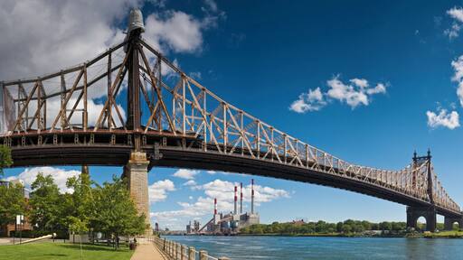 Queensboro Bridge East River Manhattan Queens Roosevelt Island New York