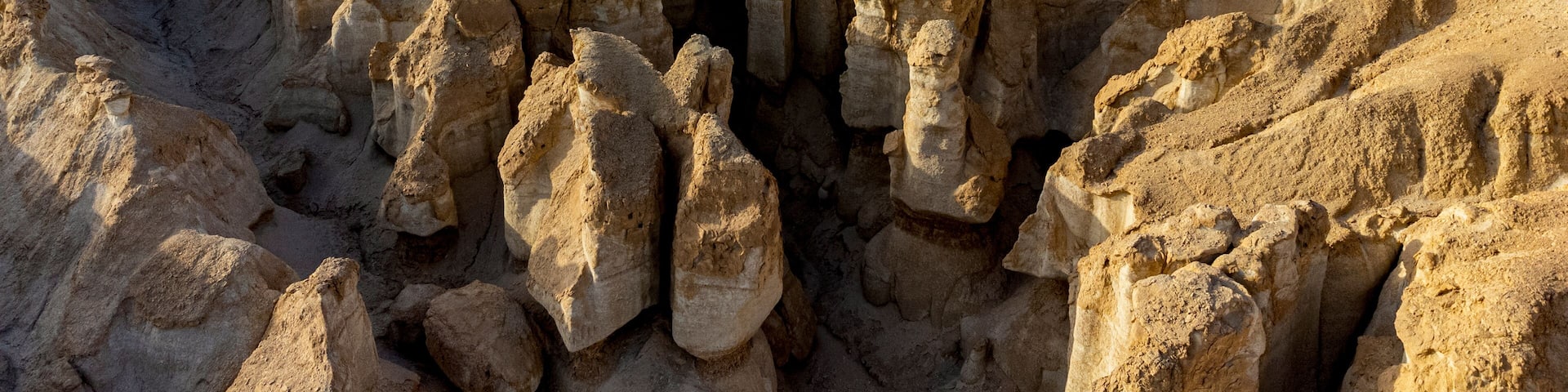 Saudi Arabia, Eastern Province, Al-Hofuf, Aerial view of Jabal Al-Qarah