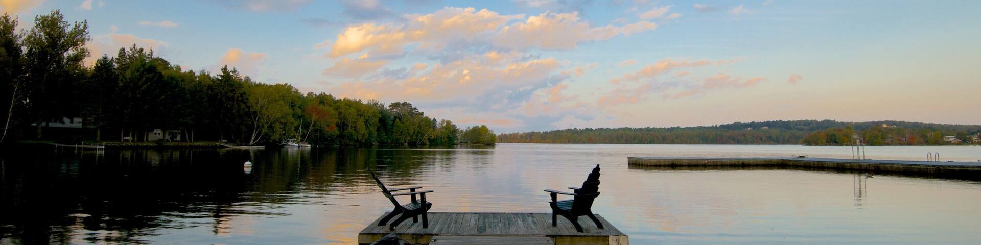 Rangeley showing a lake or waterhole
