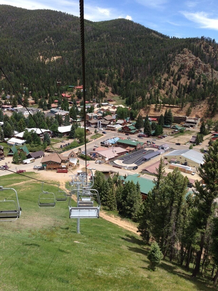 A ride on the chair lift provides a beautiful view of the little tourist town of Red River, winter or summer. Hike or ride either or both directions and meet some of the friendliest people around while spending your day at around 9,000 feet!