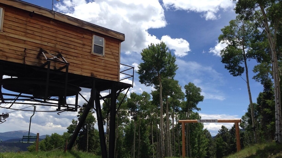 Moonstar Mining Camp is enjoyable to ski, board, or hike in the lovely Carson Ntnl Forest.