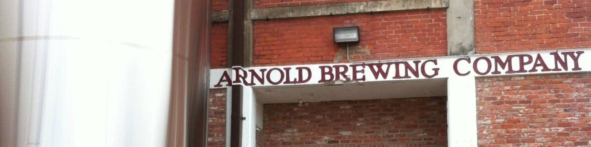 Things to do in Houston! $10 for tour, 4 beers, and souvenir glass. #houston #CraftBeer