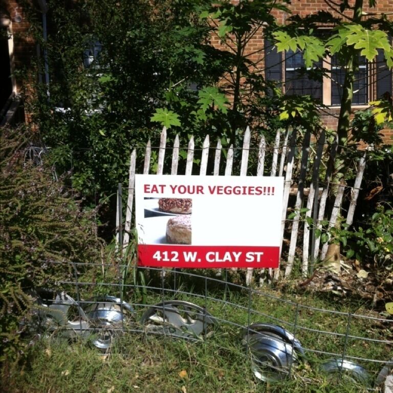 Pat Greer's Kitchen! Raw Vegan goodness :-) 