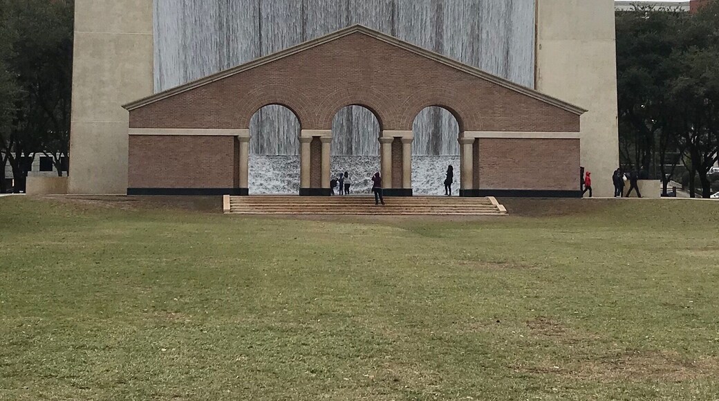 Amazing waterwall in the Park.