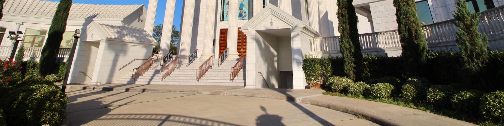 Not sure what kind of church this is but it is pretty!
#StunningStructures