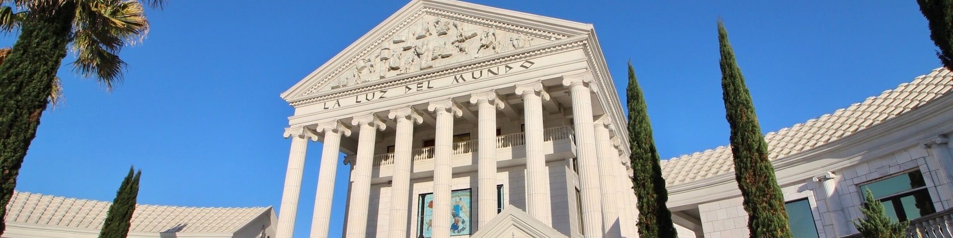 Not sure what kind of church this is but it is pretty!
#StunningStructures