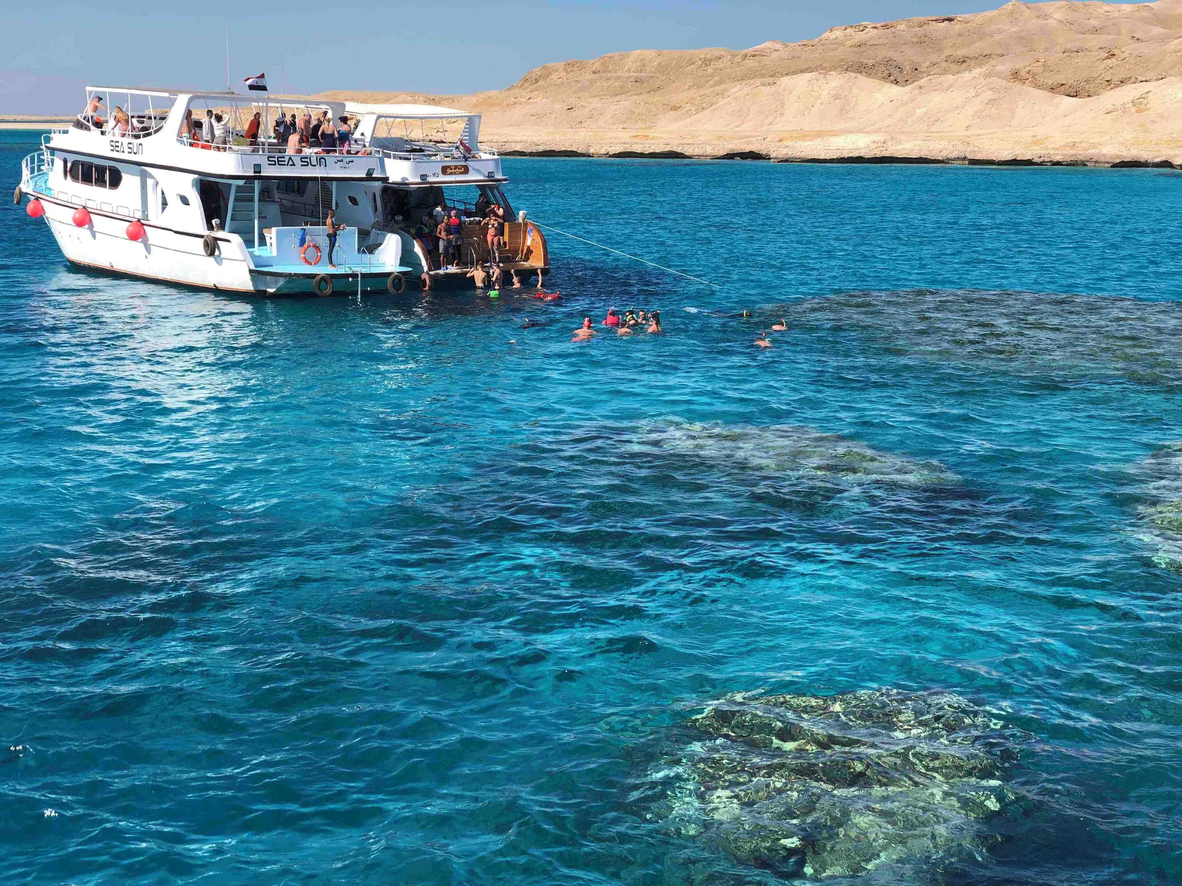 Quite a lot of boats here but still have plenty of personal space