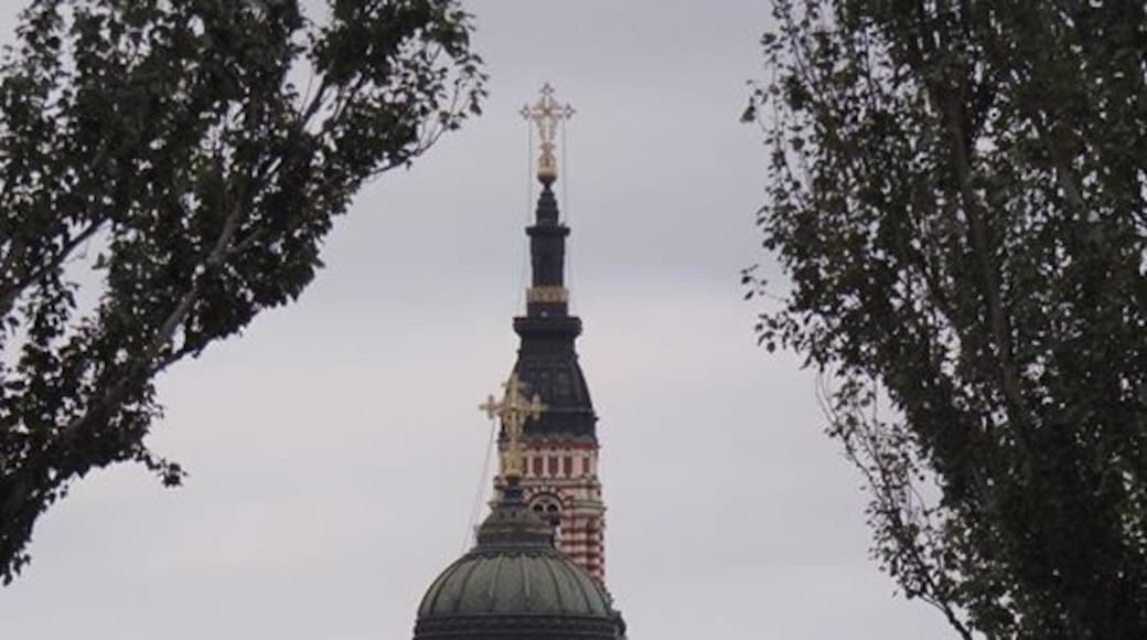 In 2016 we did a 5.000 km long road trip in Ukraine in two weeks. We didn't plan to visit Kharkiv, but locals recommended us to took this way to Donyeck. It was a good decision. We spent only one night here but the city worth to visit.