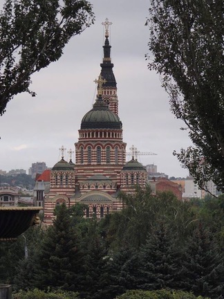 In 2016 we did a 5.000 km long road trip in Ukraine in two weeks. We didn't plan to visit Kharkiv, but locals recommended us to took this way to Donyeck. It was a good decision. We spent only one night here but the city worth to visit.