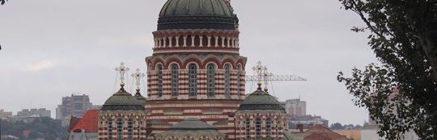 In 2016 we did a 5.000 km long road trip in Ukraine in two weeks. We didn't plan to visit Kharkiv, but locals recommended us to took this way to Donyeck. It was a good decision. We spent only one night here but the city worth to visit.