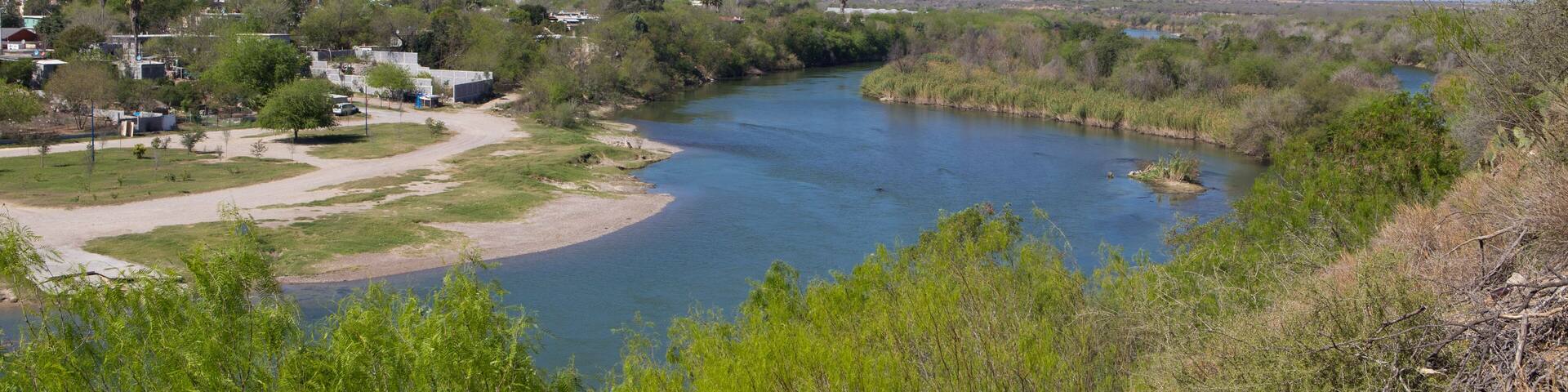 Winding Rio Grande River separating U.S. and Mexico